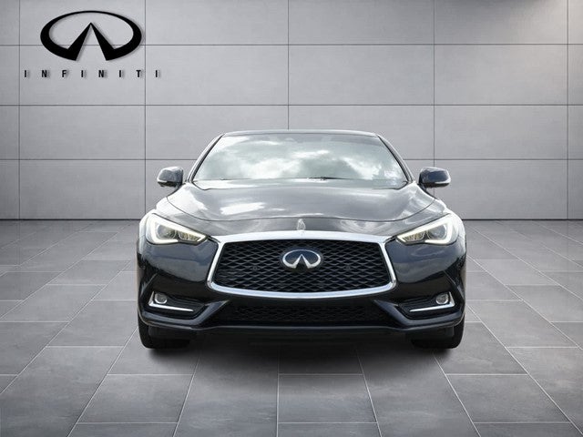 2022 INFINITI Q60 LUXE