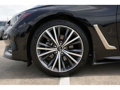 2022 INFINITI Q60 LUXE