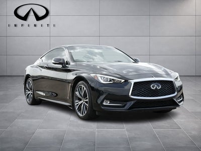 2022 INFINITI Q60 LUXE
