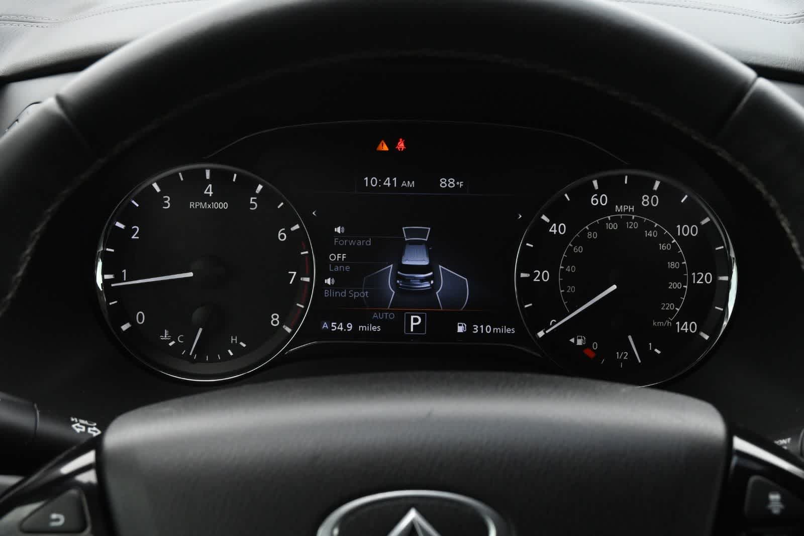 2022 INFINITI QX80 LUXE