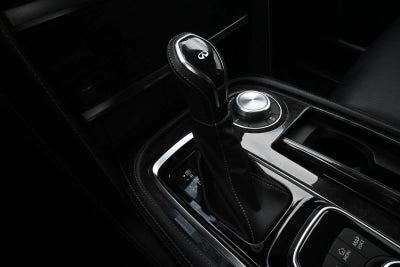2022 INFINITI QX80 LUXE