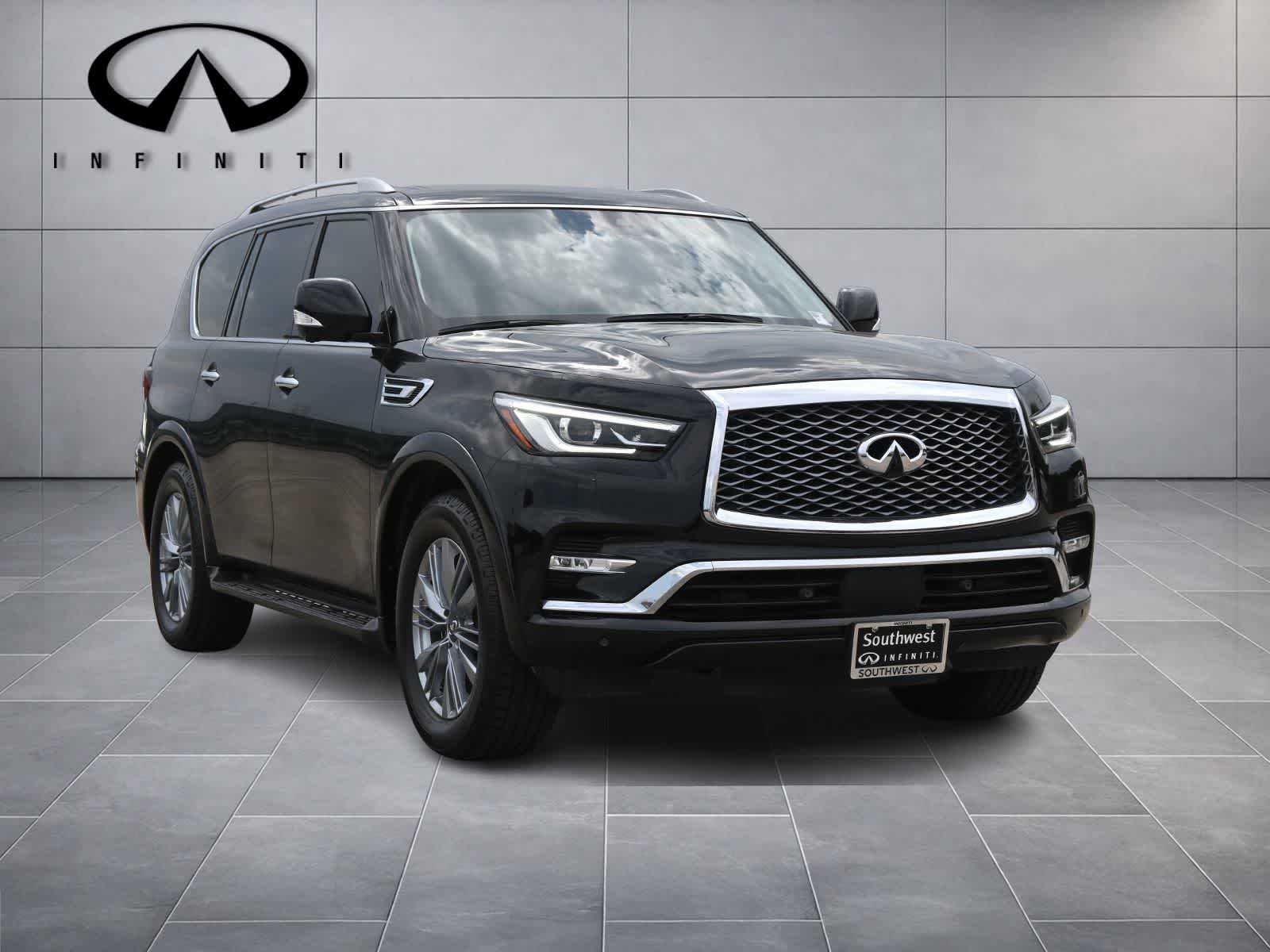 2022 INFINITI QX80 LUXE