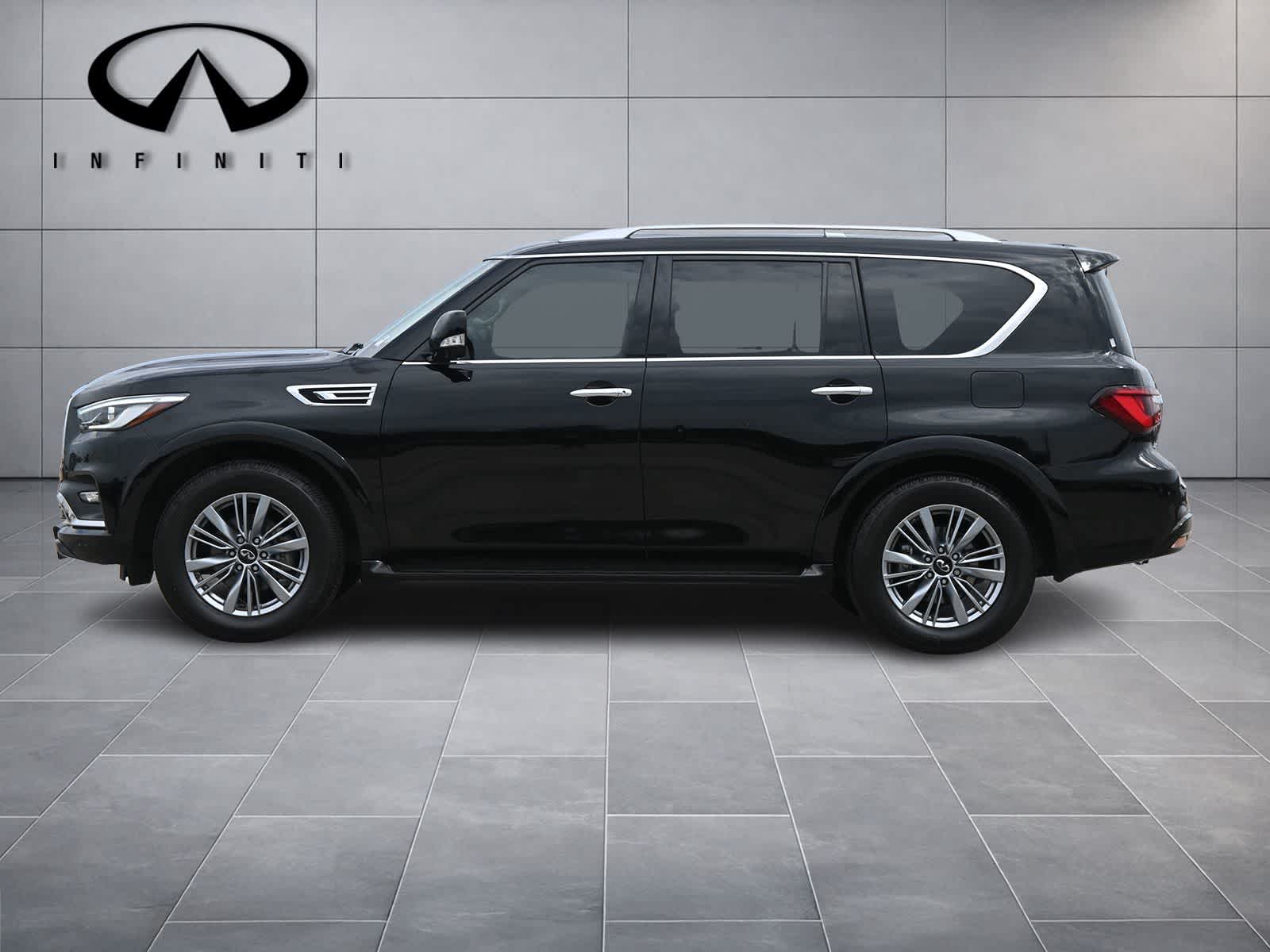 2022 INFINITI QX80 LUXE