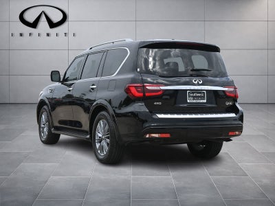 2022 INFINITI QX80 LUXE