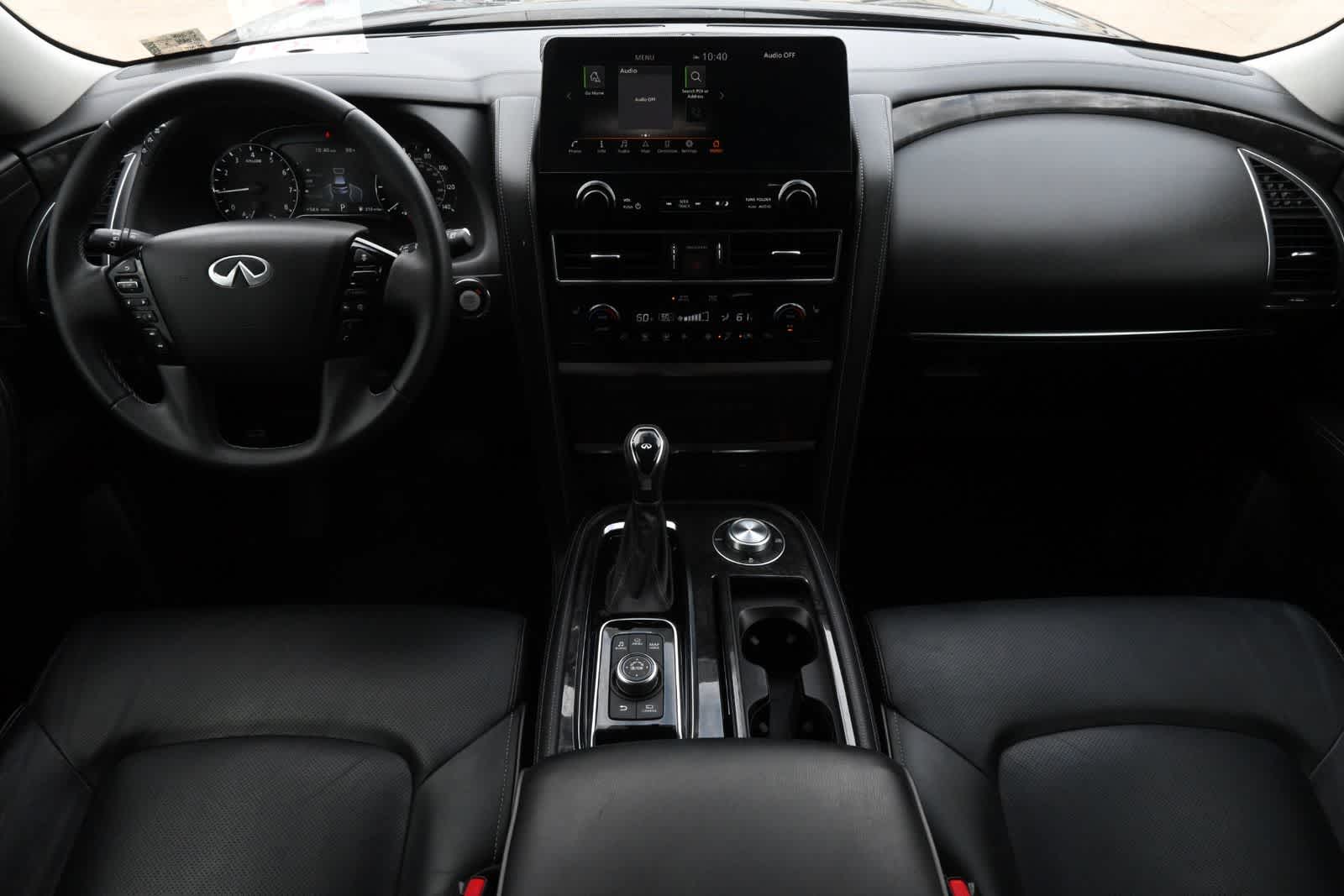 2022 INFINITI QX80 LUXE
