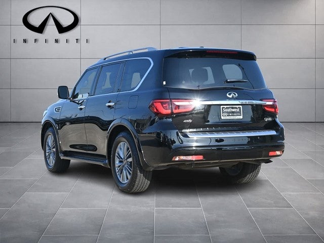 2022 INFINITI QX80 LUXE