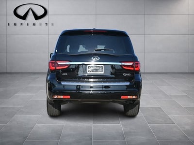 2022 INFINITI QX80 LUXE