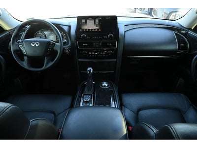 2022 INFINITI QX80 LUXE