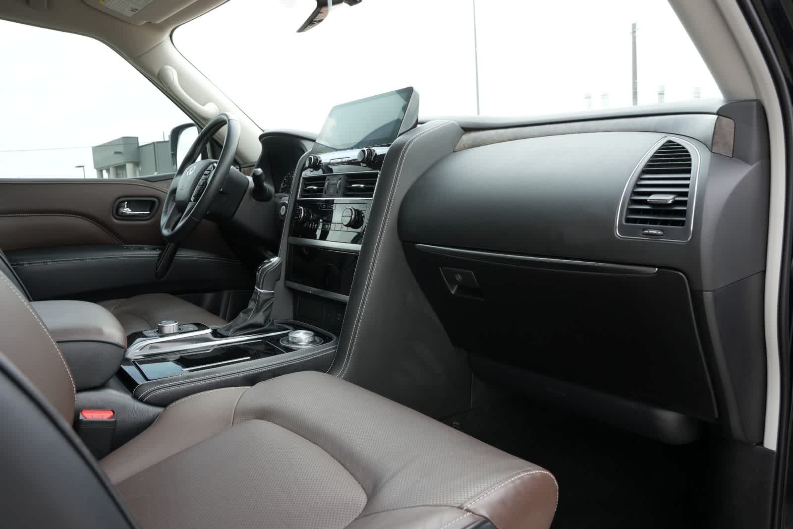 2024 INFINITI QX80 PREMIUM SELECT