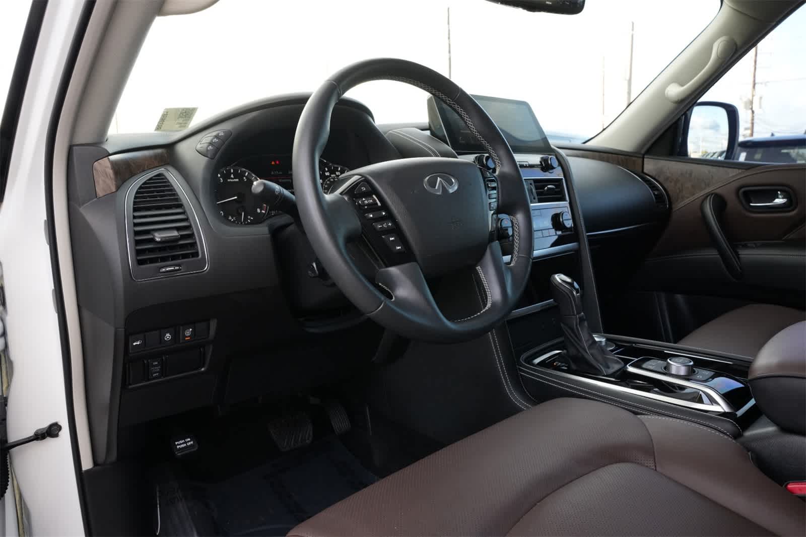 2024 INFINITI QX80 PREMIUM SELECT