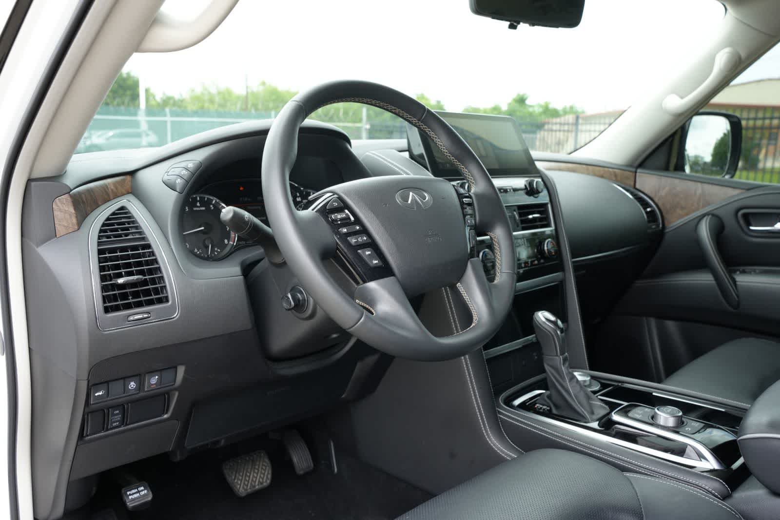 2024 INFINITI QX80 PREMIUM SELECT