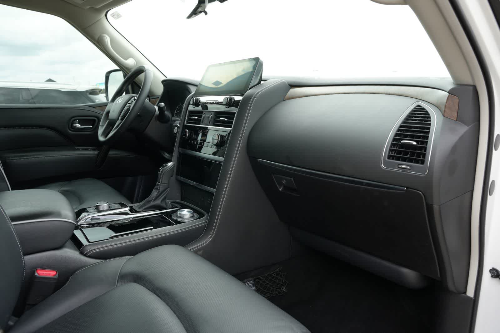 2024 INFINITI QX80 PREMIUM SELECT
