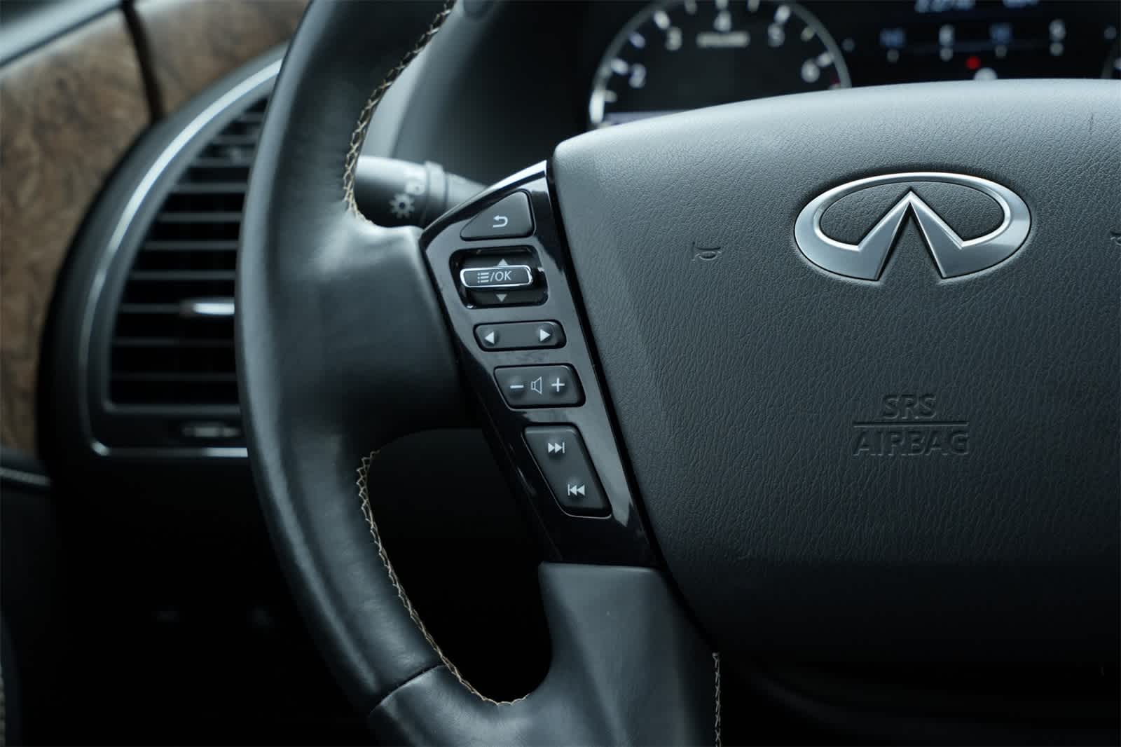 2023 INFINITI QX80 PREMIUM SELECT