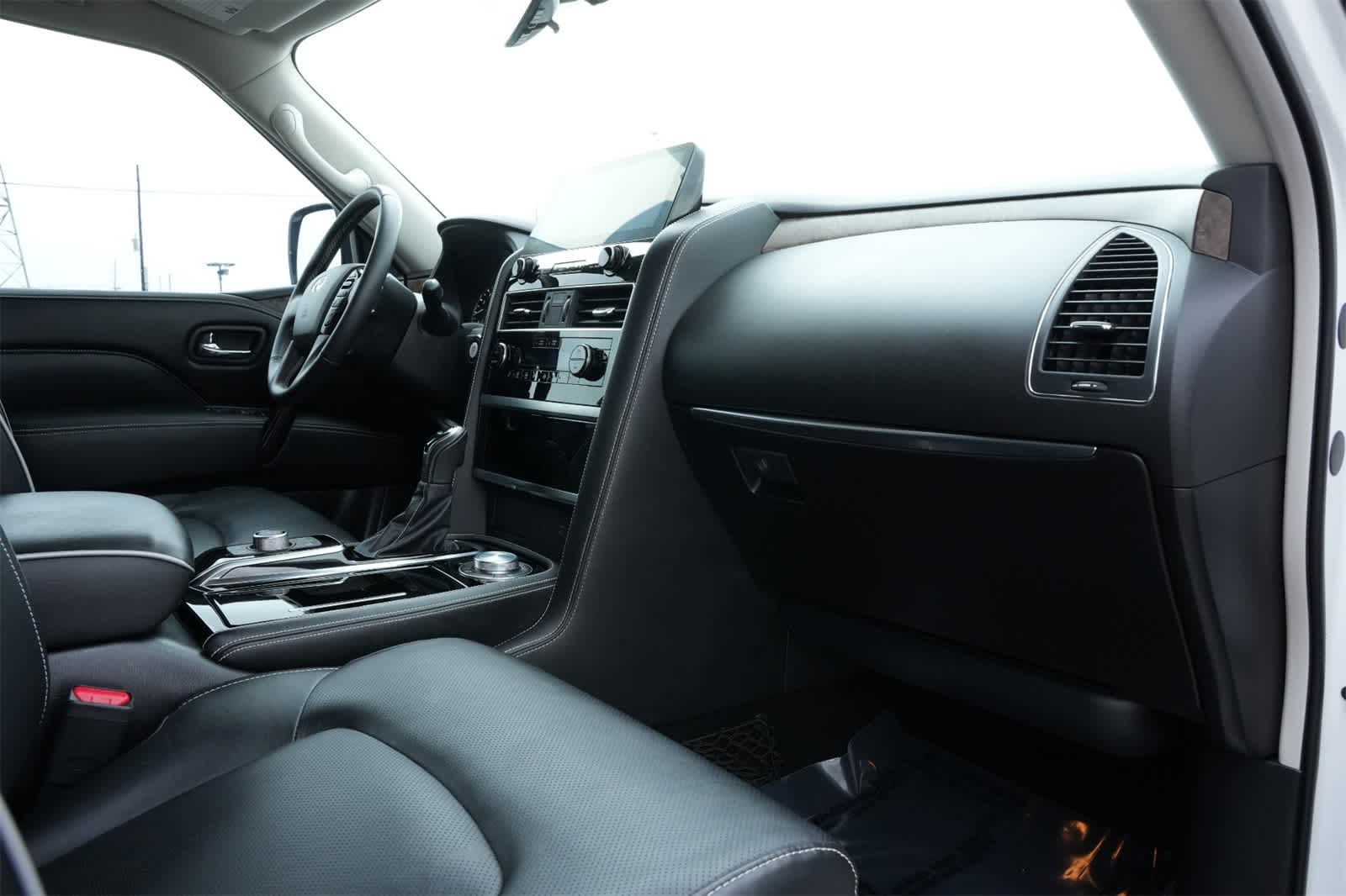 2024 INFINITI QX80 PREMIUM SELECT 4WD