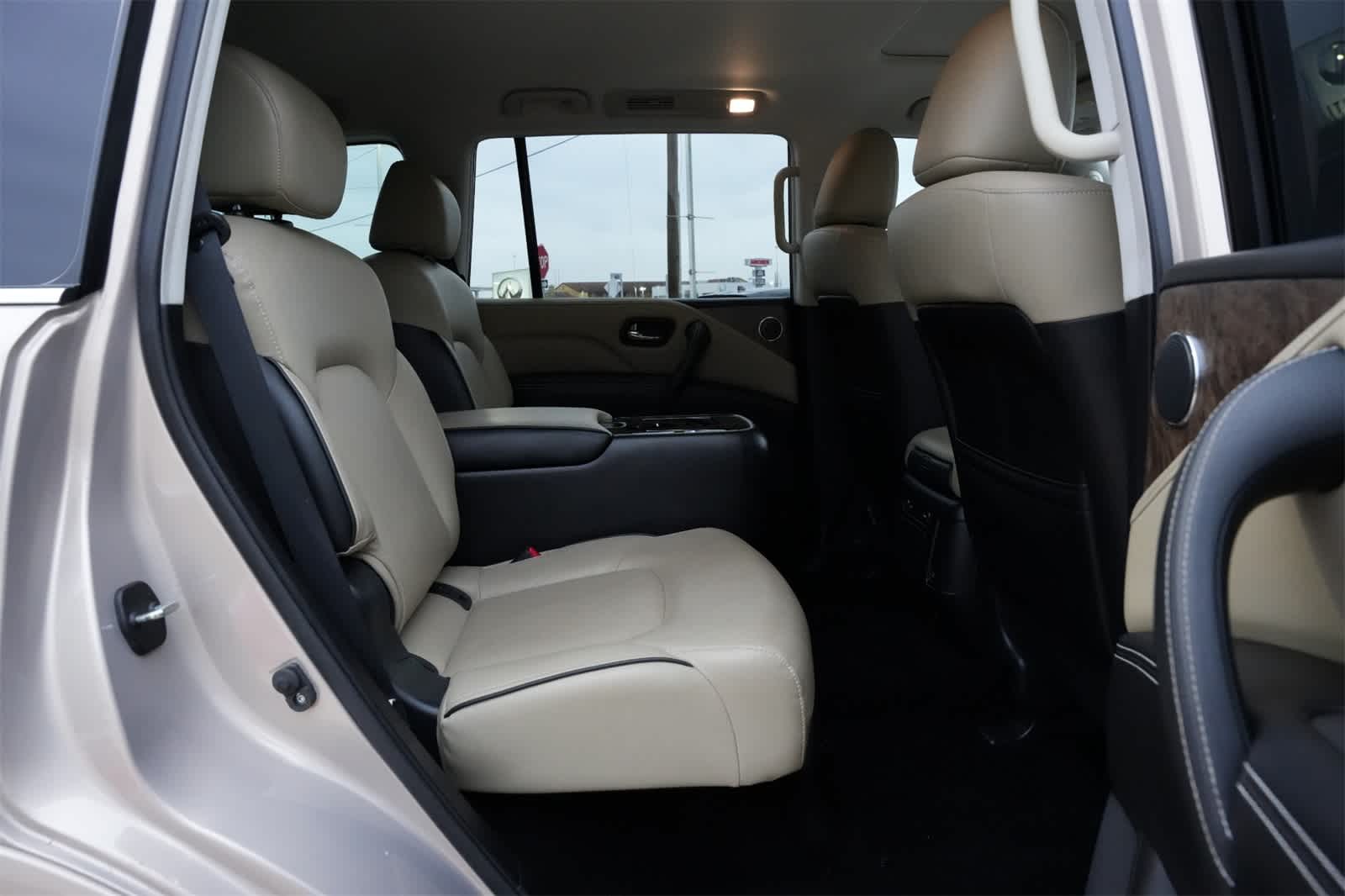 2022 INFINITI QX80 PREMIUM SELECT 4WD