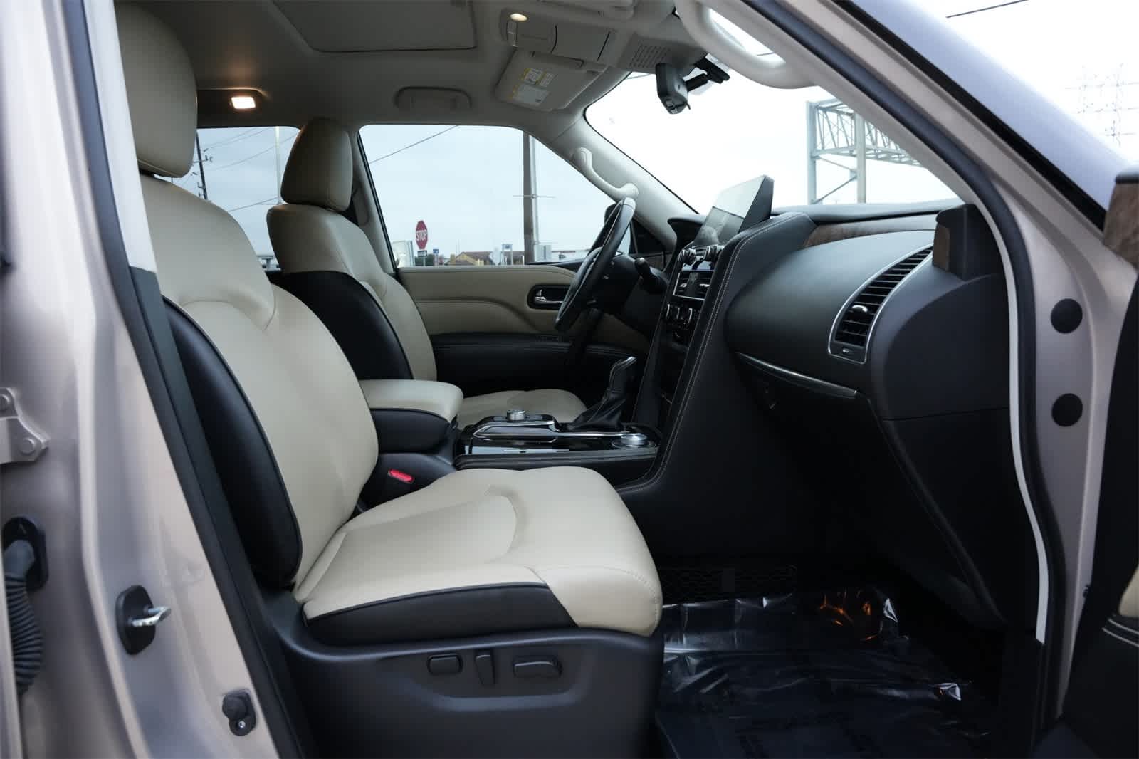 2022 INFINITI QX80 PREMIUM SELECT 4WD