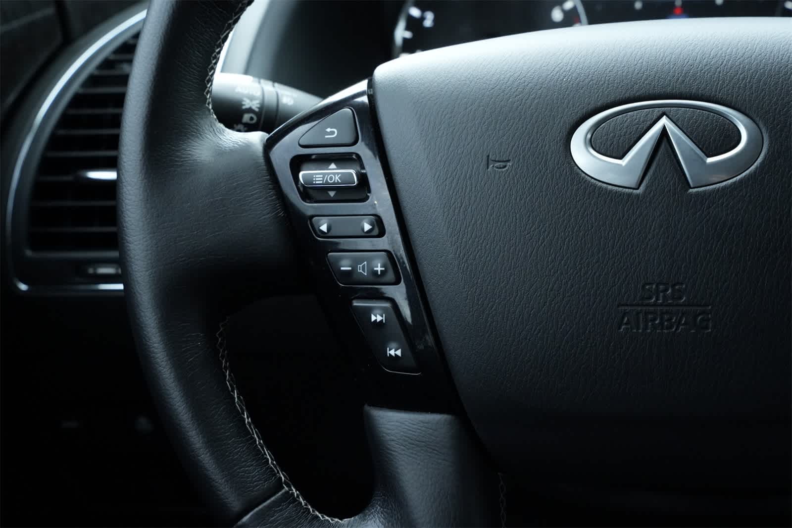 2024 INFINITI QX80 LUXE 4WD