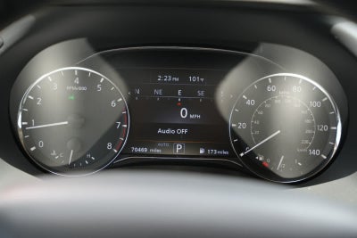 2022 INFINITI QX80 LUXE
