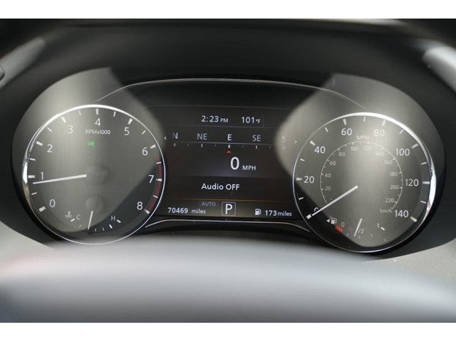 2022 INFINITI QX80 LUXE