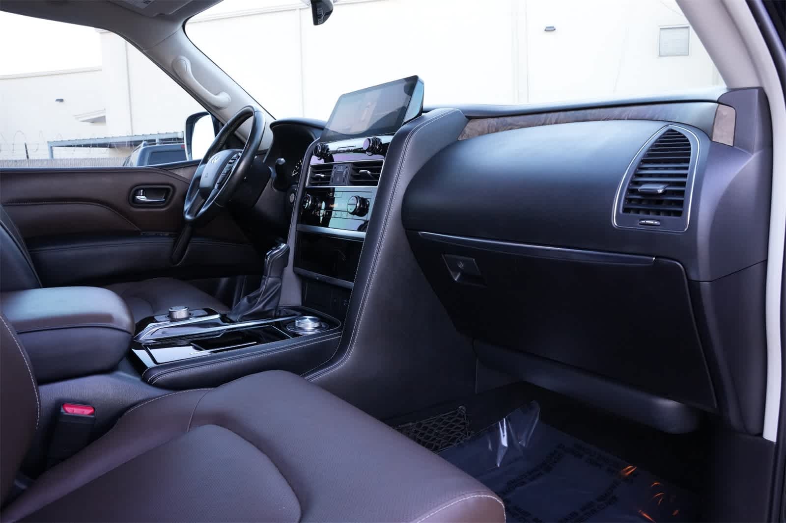 2023 INFINITI QX80 PREMIUM SELECT 4WD