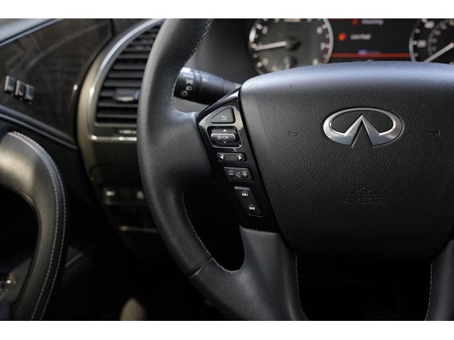 2023 INFINITI QX80 LUXE