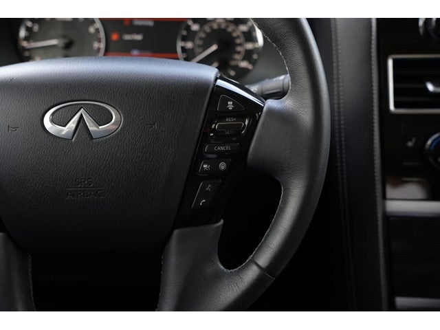 2023 INFINITI QX80 LUXE