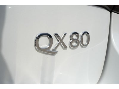 2023 INFINITI QX80 LUXE
