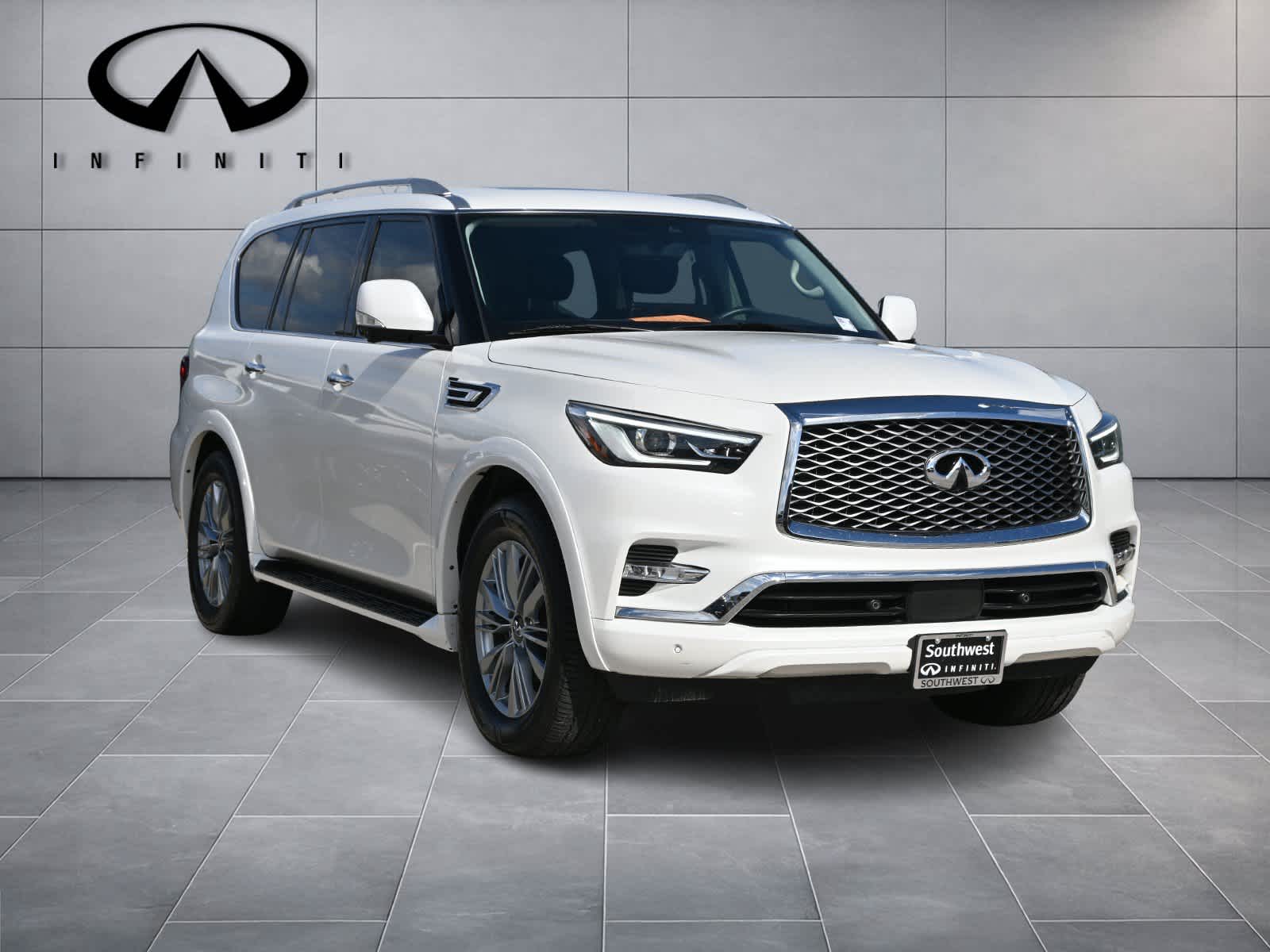 2022 INFINITI QX80 LUXE