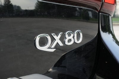 2023 INFINITI QX80 LUXE