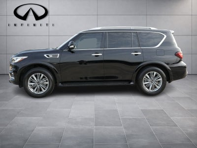 2023 INFINITI QX80 LUXE
