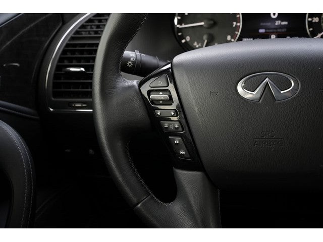 2023 INFINITI QX80 LUXE