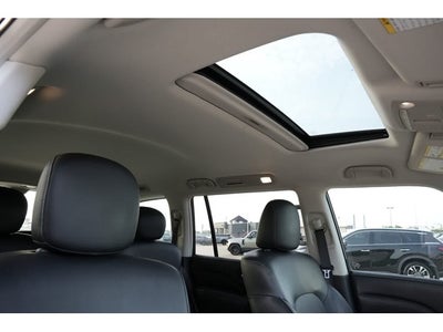 2023 INFINITI QX80 LUXE