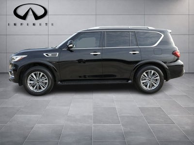 2023 INFINITI QX80 LUXE