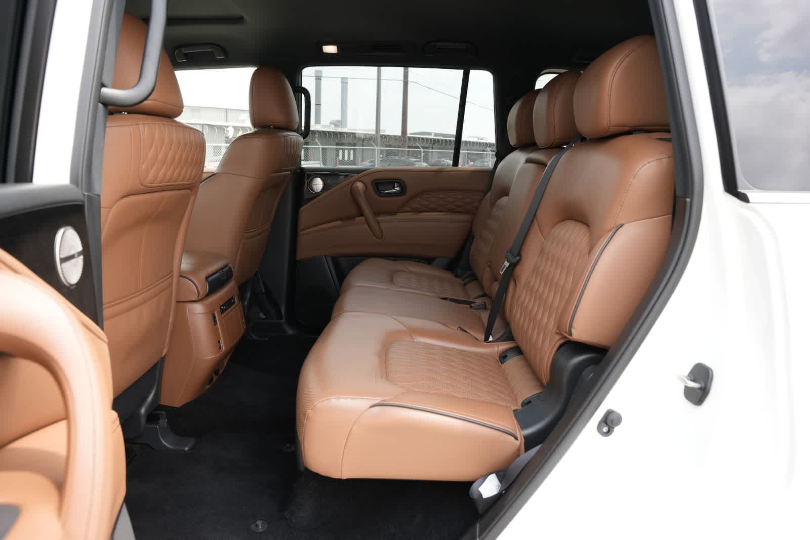2024 INFINITI QX80 SENSORY