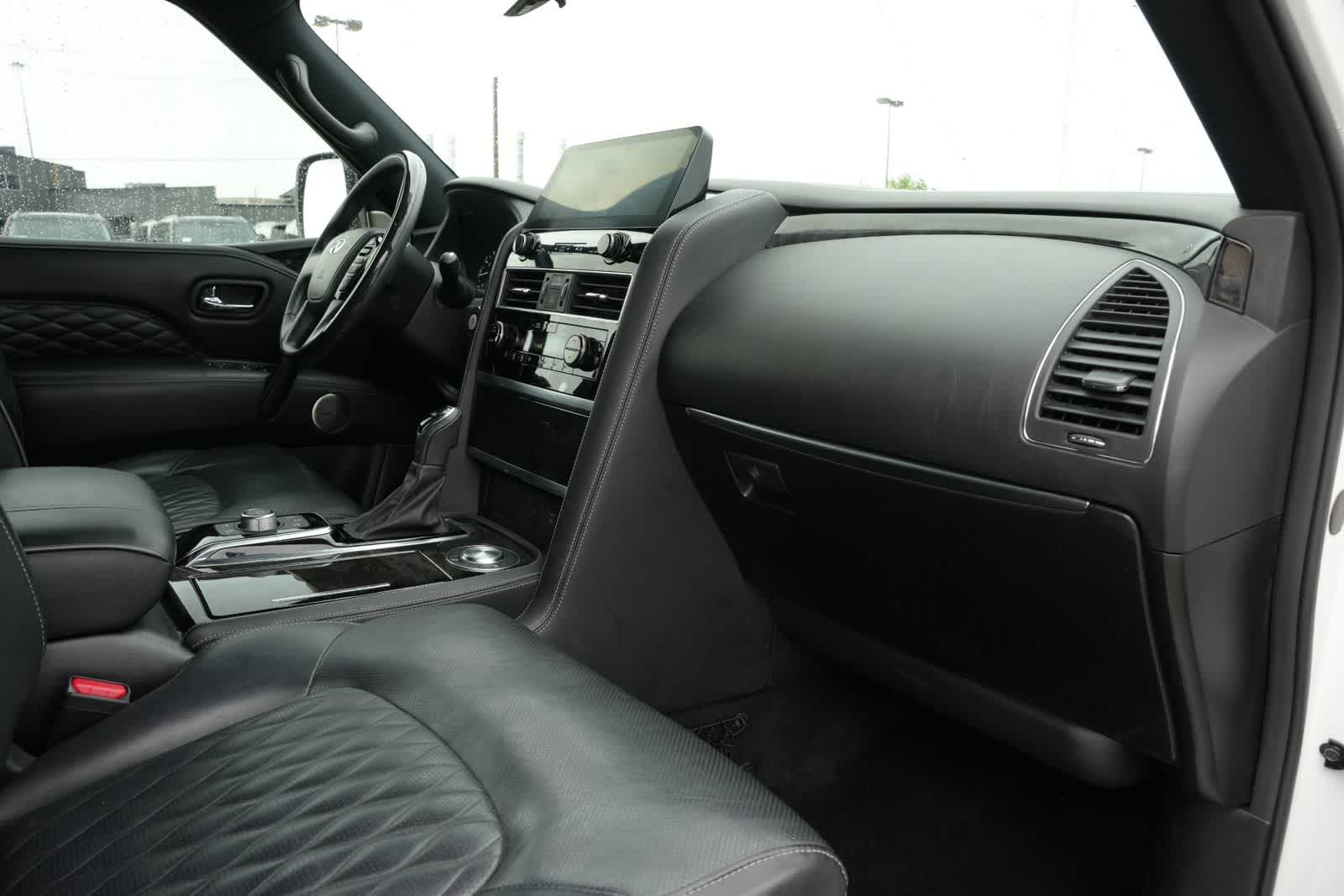 2023 INFINITI QX80 SENSORY