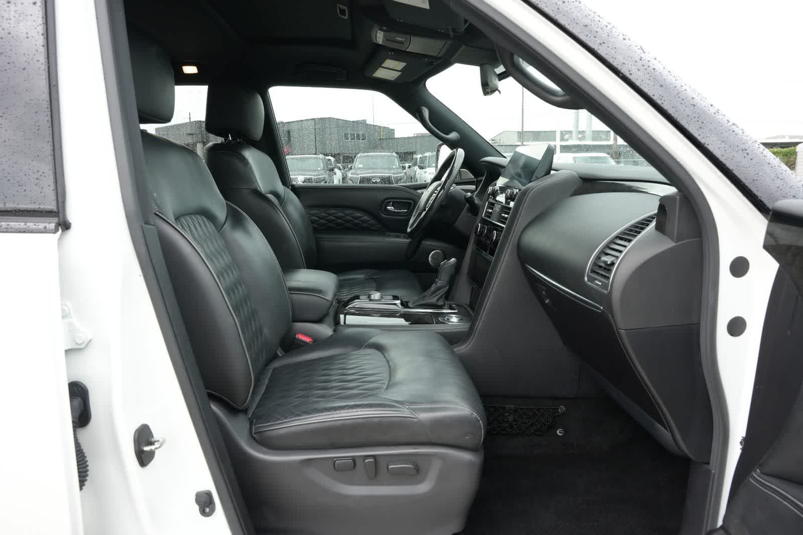 2023 INFINITI QX80 SENSORY