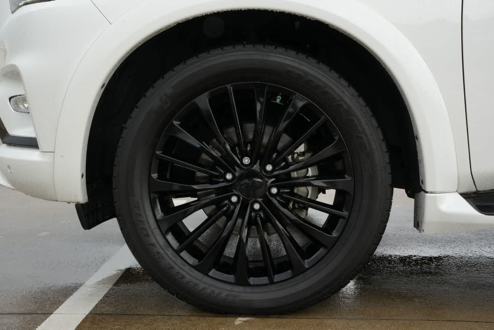 2023 INFINITI QX80 SENSORY