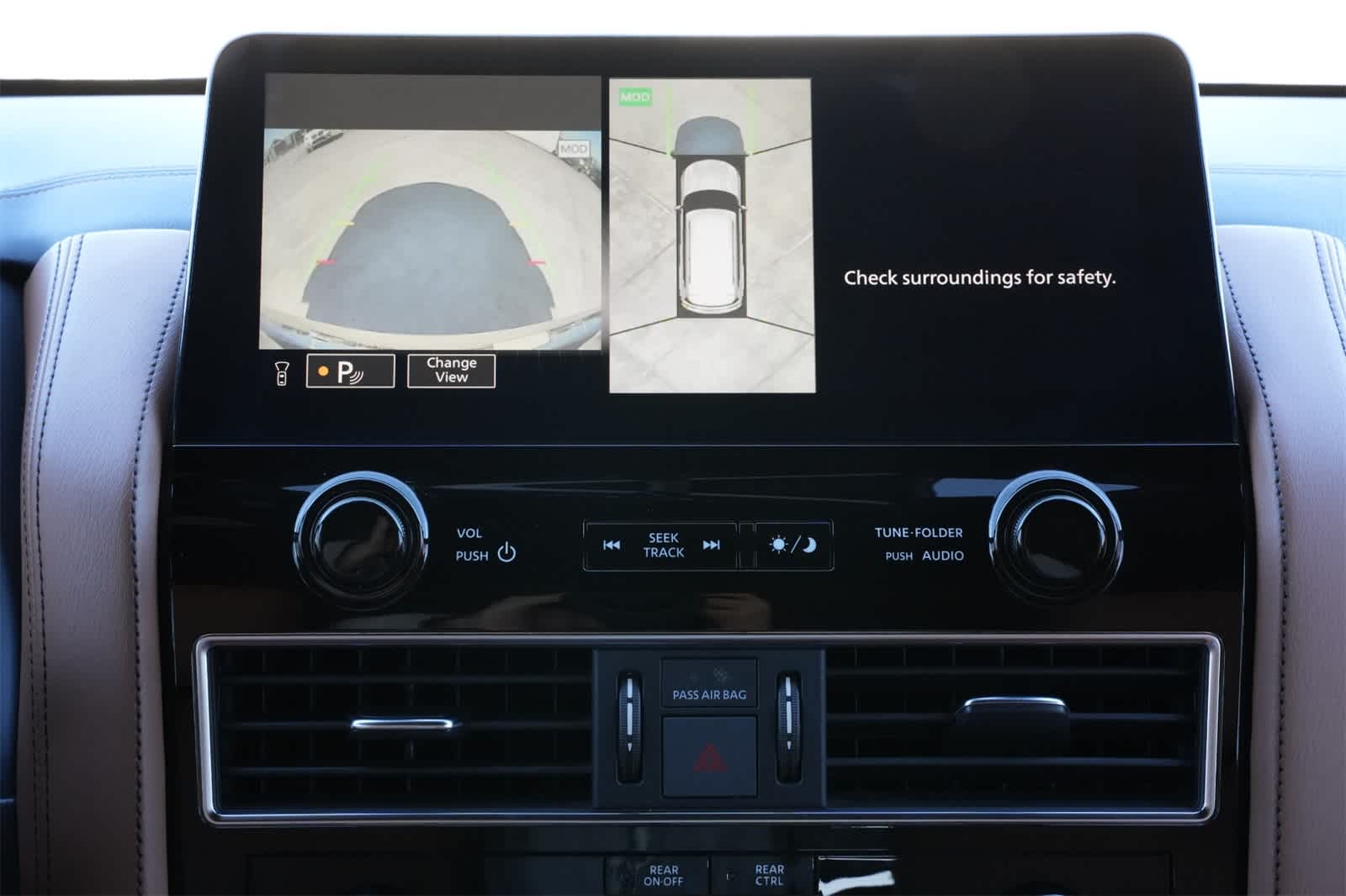 2024 INFINITI QX80 SENSORY