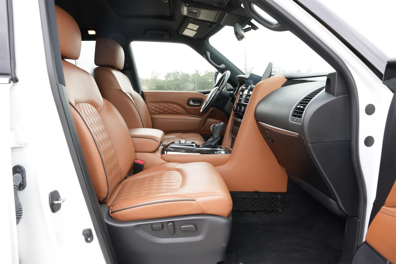 2022 INFINITI QX80 SENSORY