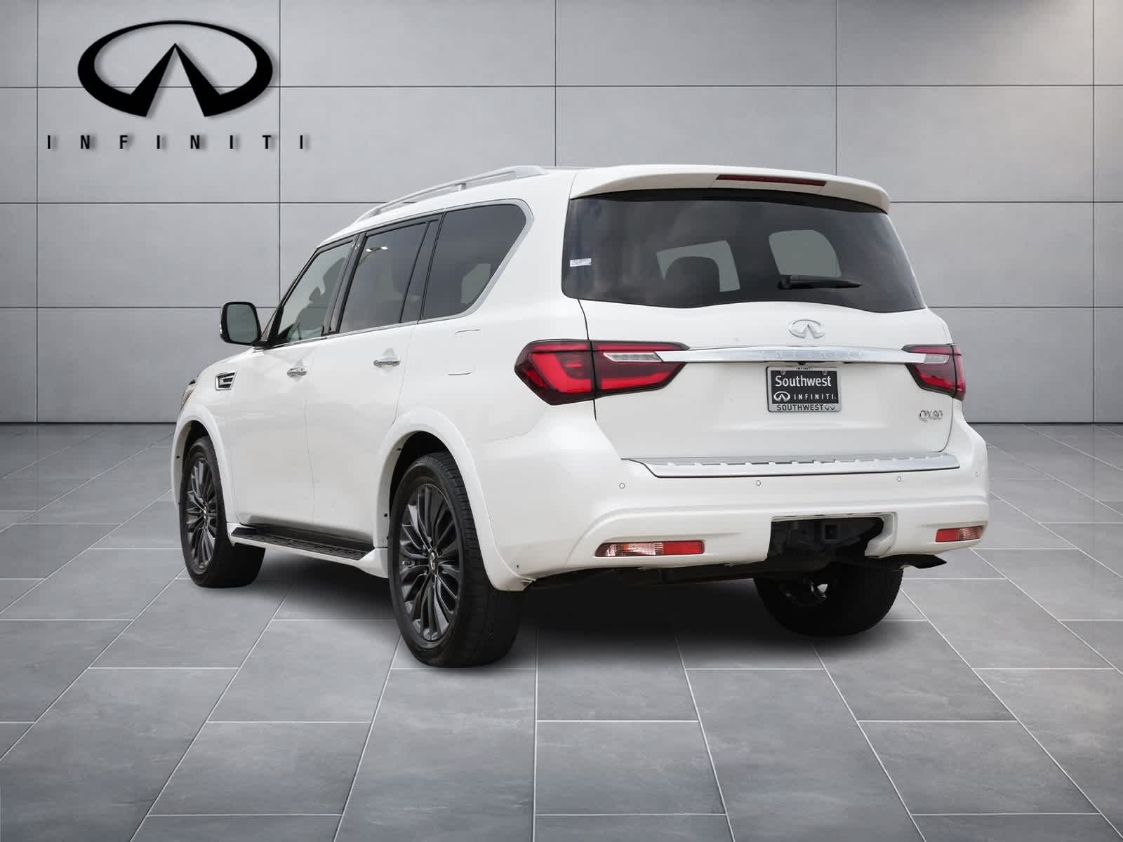 2022 INFINITI QX80 SENSORY