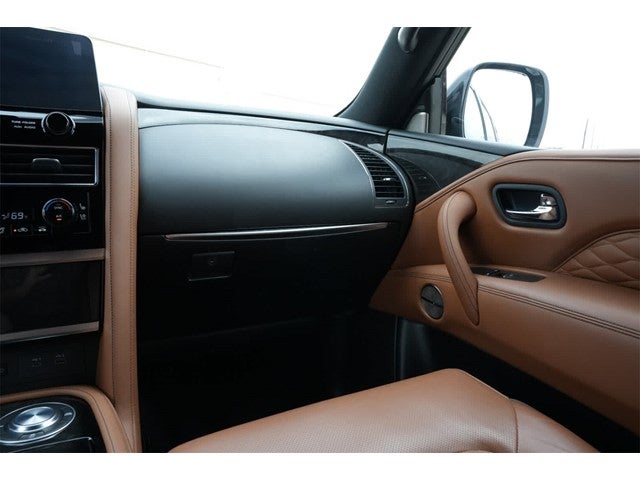 2022 INFINITI QX80 SENSORY