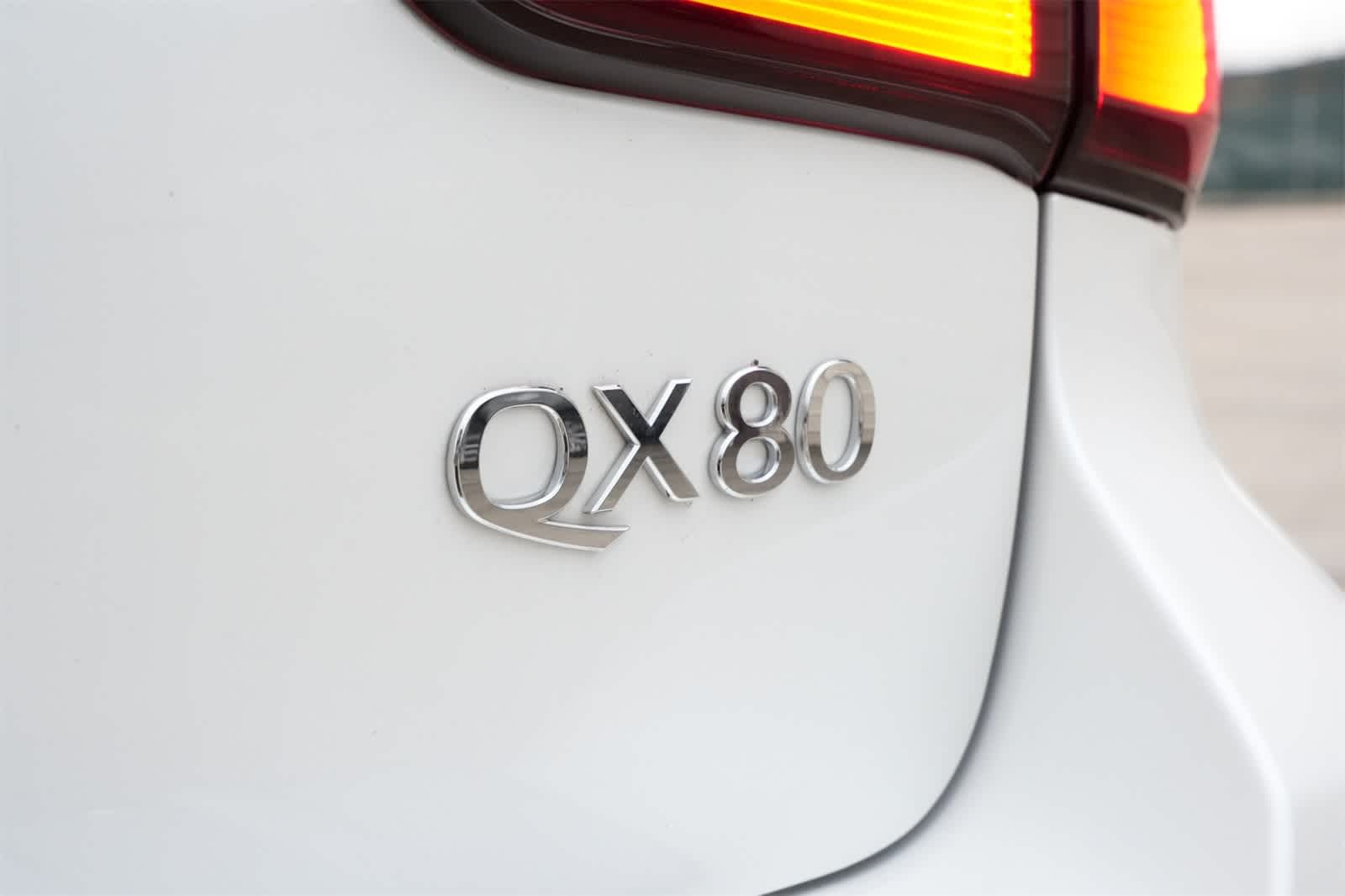 2024 INFINITI QX80 SENSORY
