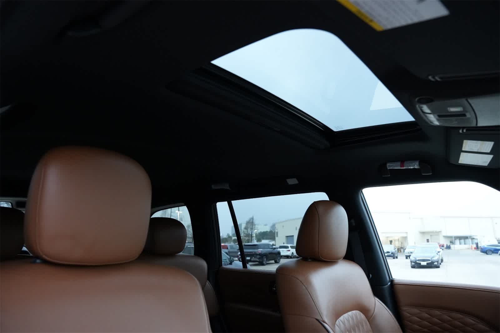 2024 INFINITI QX80 SENSORY