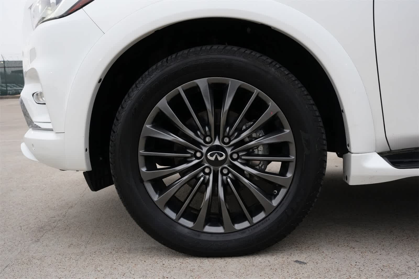 2024 INFINITI QX80 SENSORY