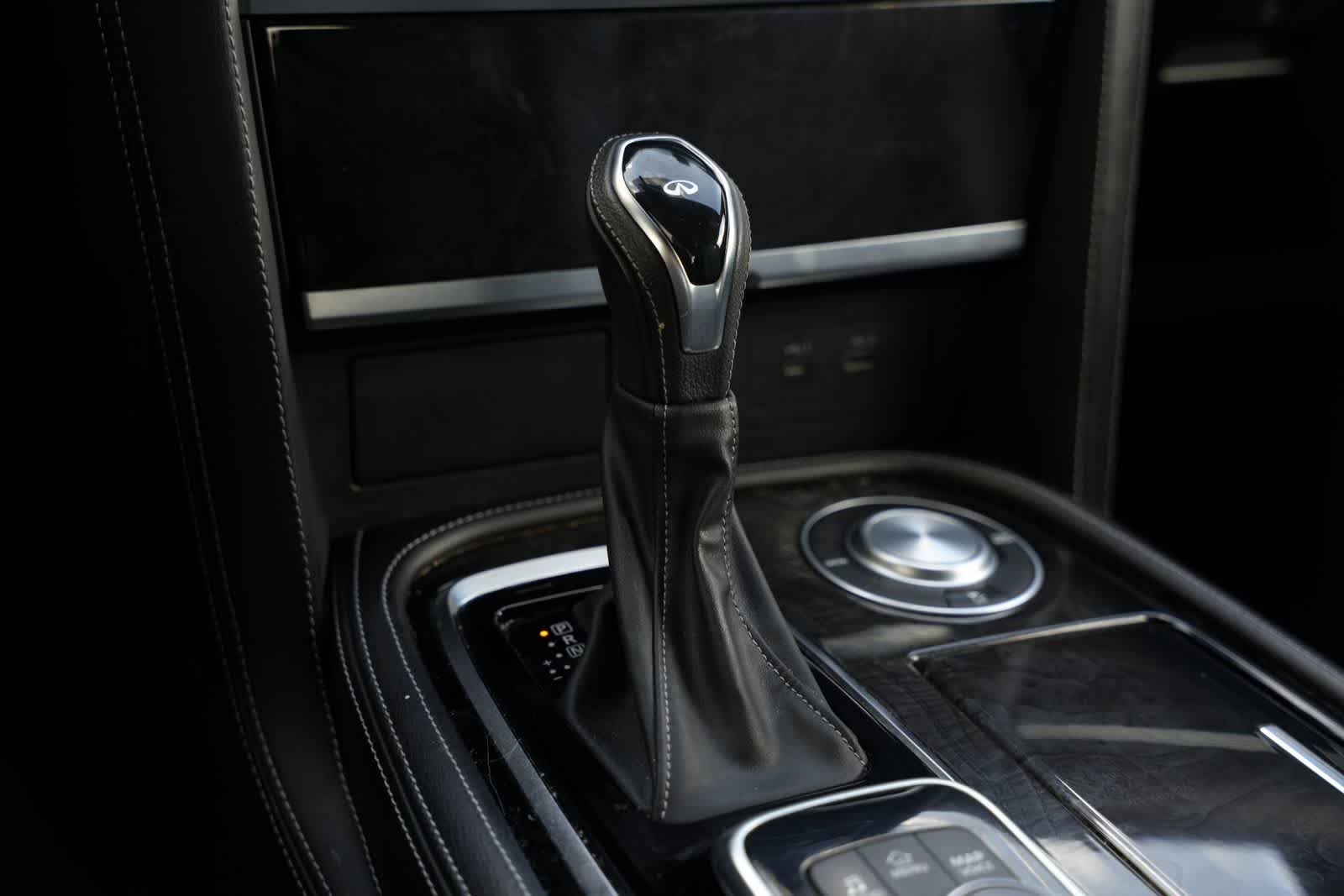 2022 INFINITI QX80 SENSORY