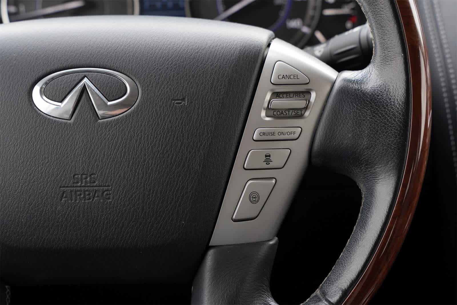 2018 INFINITI QX80 RWD