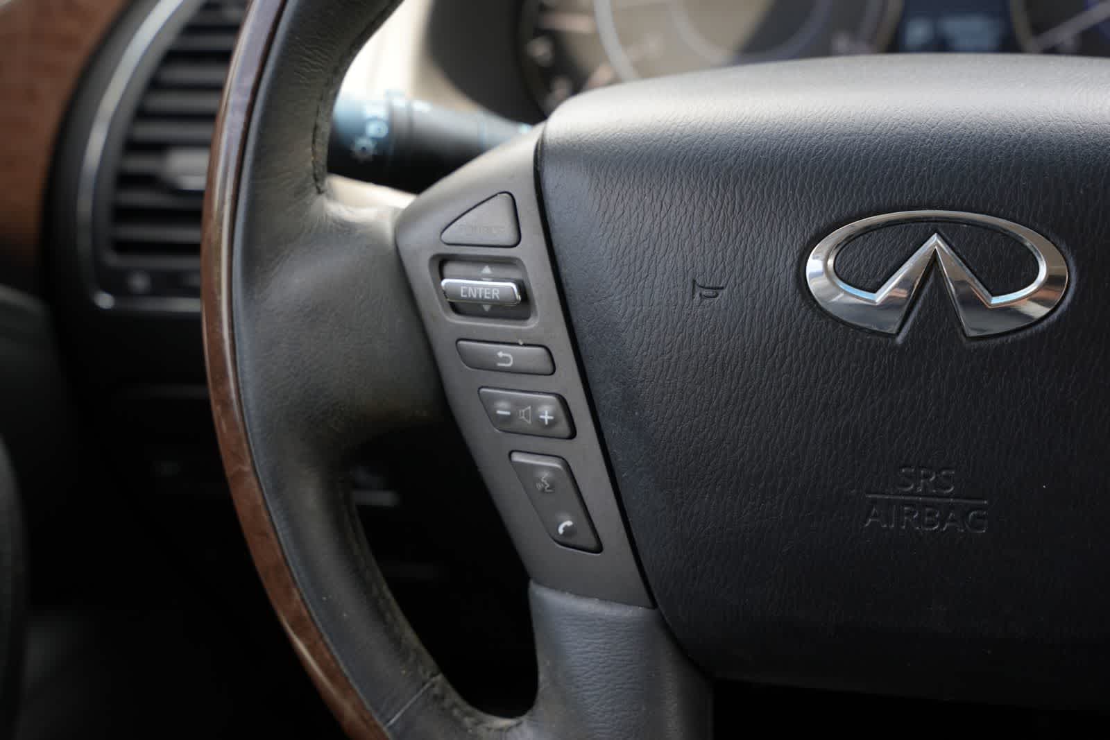 2014 INFINITI QX80 2WD 4dr