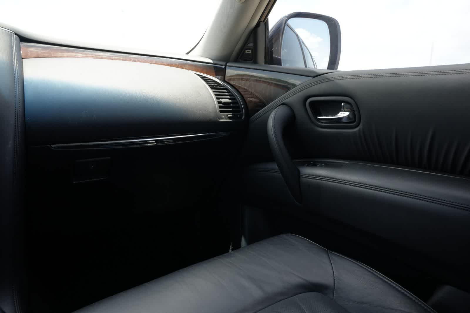 2014 INFINITI QX80 2WD 4dr