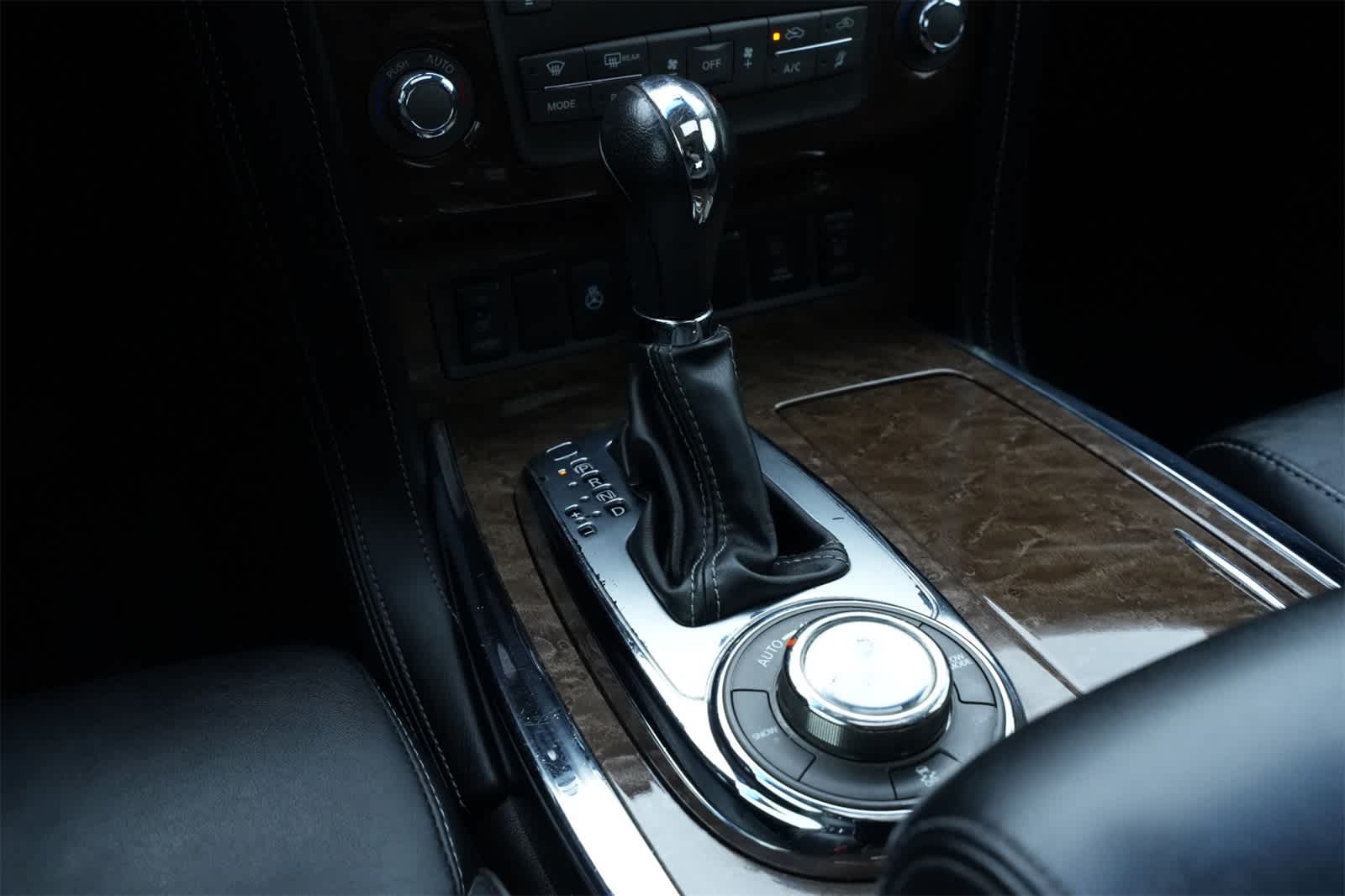 2016 INFINITI QX80 4WD 4dr