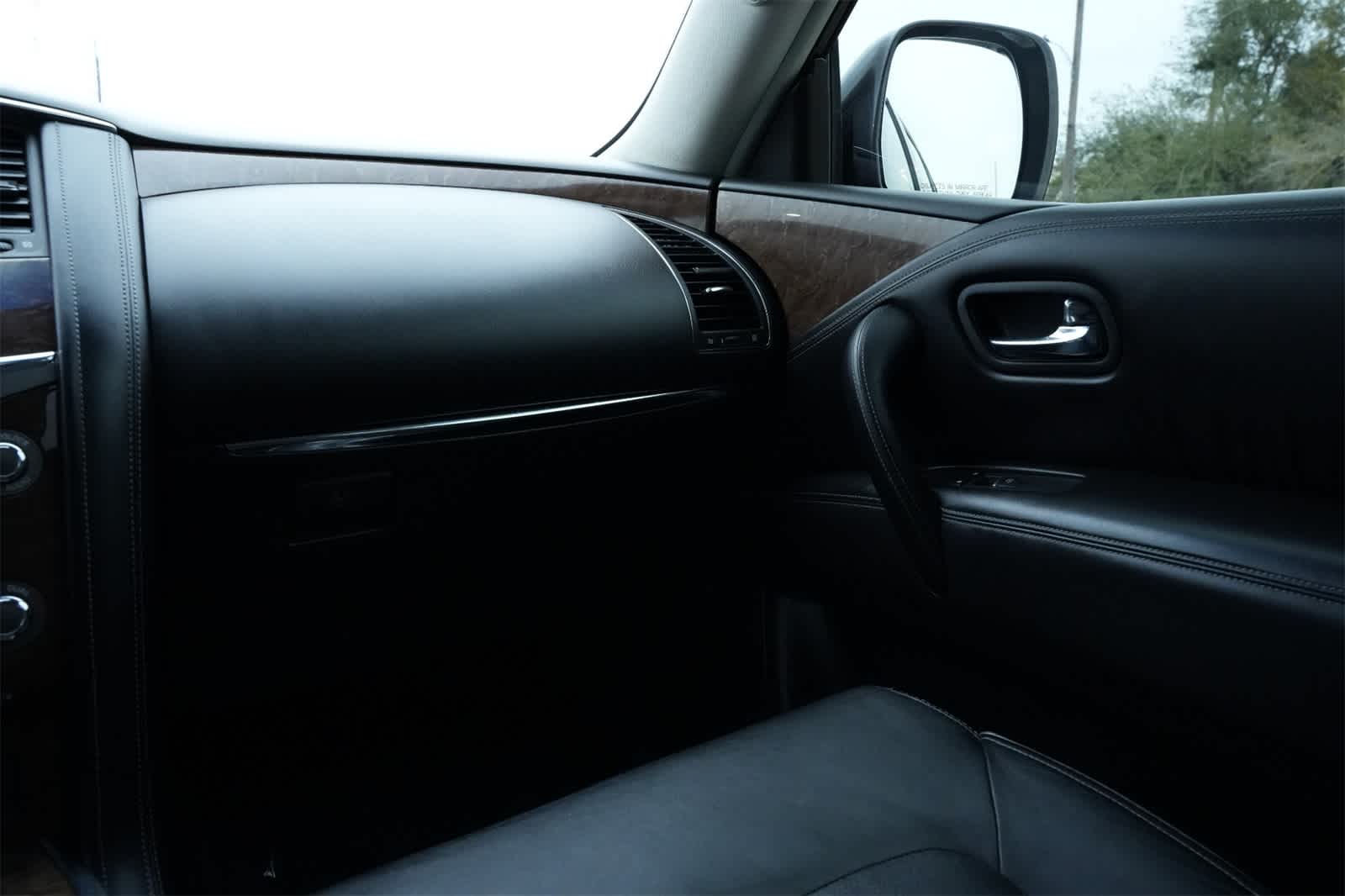 2016 INFINITI QX80 4WD 4dr